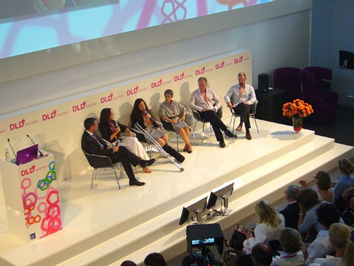 Bild vom Panel Women want more auf der DLD Women im Deutschen Museum 2010.